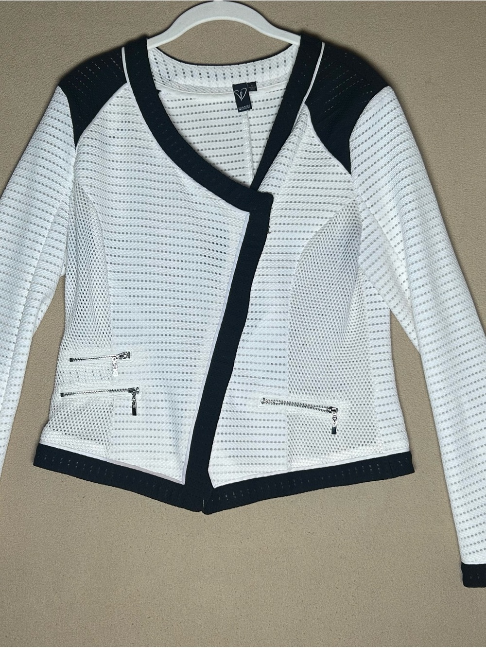 Windsor White Mesh Blazer with Black Trim & silver zipper designs. Size Large